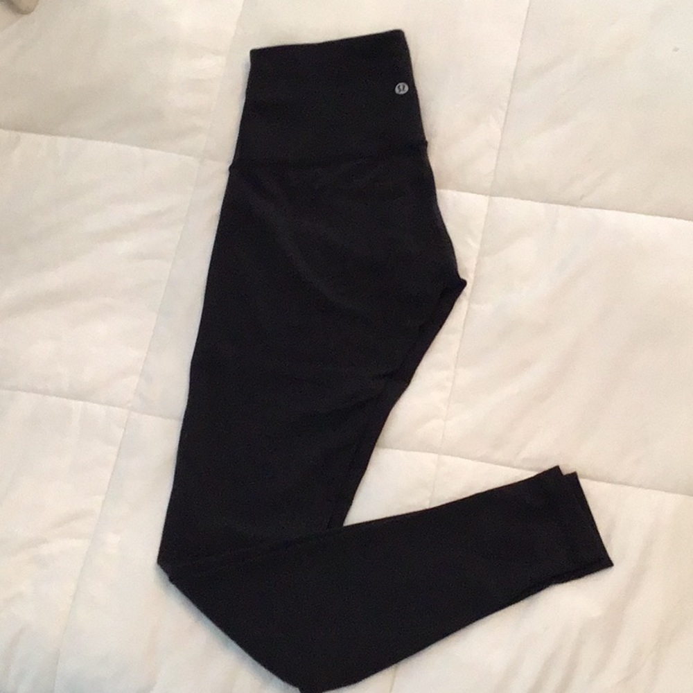 Lululemon black Wunder Under tights (6)